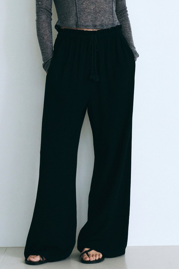 Neev - 롱/미디팬츠 - Tassel Wide Banding Pants (Black)