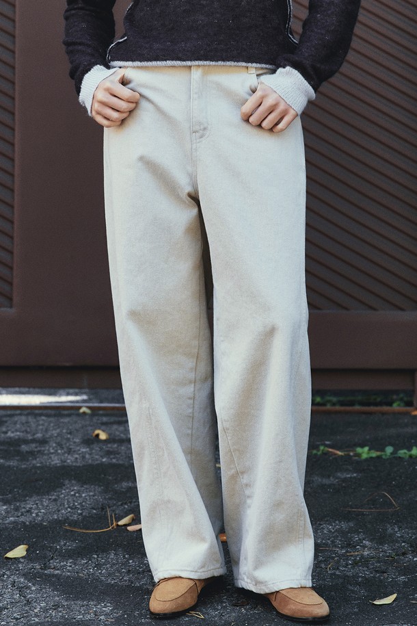 Neev - 팬츠 - Snug Warm Curved Cotton Pants (Cream)