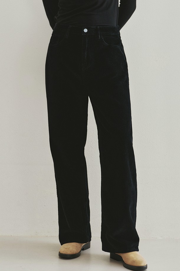 Neev - 팬츠 - Classic Wide Fit Corduroy Pants (Black)