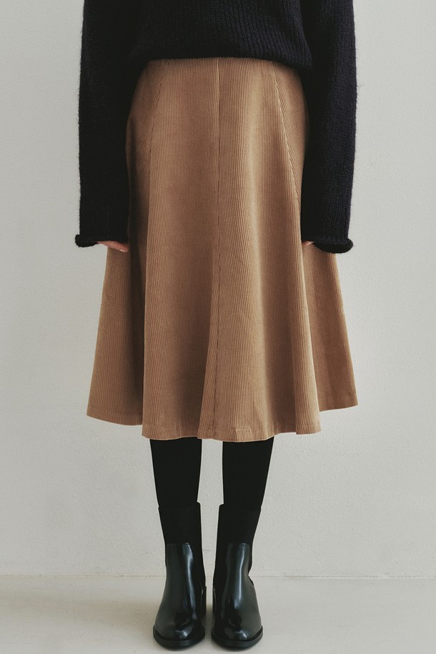 Neev - 스커트 - Volume Corduroy Flare Midi Skirt (Camel)