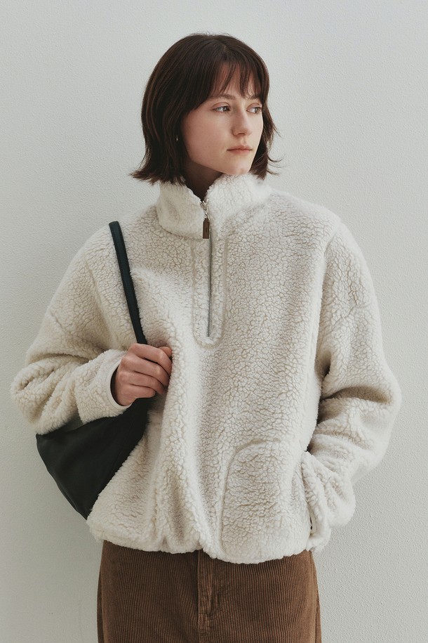 Neev - 긴팔티셔츠 / 후디 - High Neck String Boucle Fleece (Ivory)