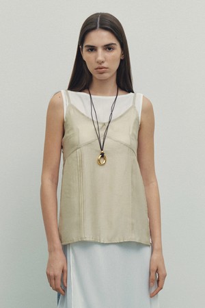 Layered Pintuck Sleeveless (Beige)