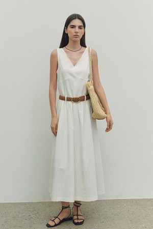 Linen Shirring V-neck Dress (Ivory)