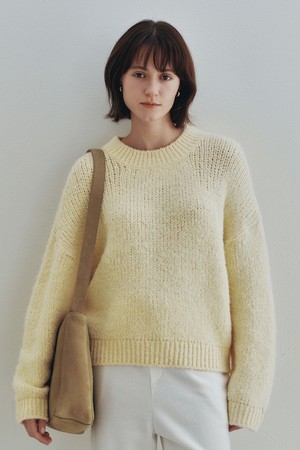 Regular Soft Wool Pullover (Yellow)