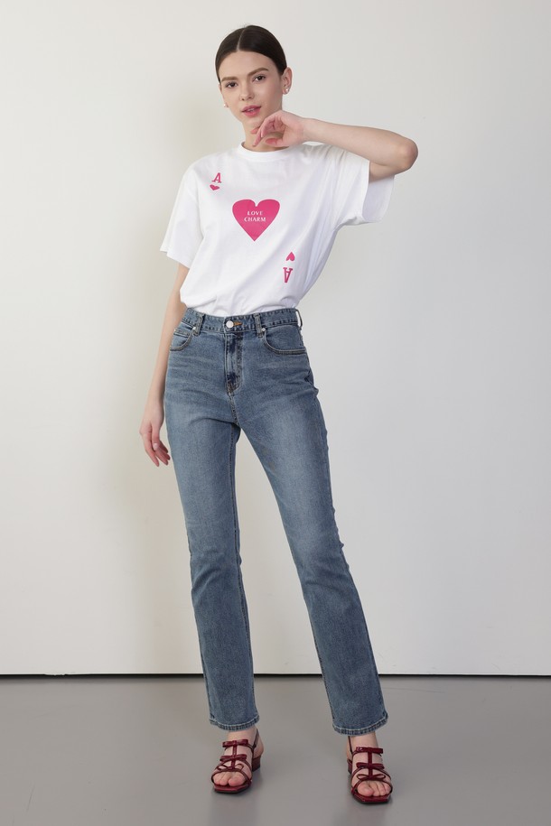 LOVECHARM - 반소매 티셔츠 - [러브참 하트 에이스 그래픽 티셔츠]Love Charm Ace of hearts Graphic T-shirt