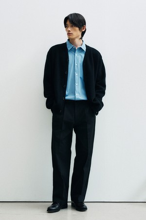 펠티드 울 브이넥 가디건