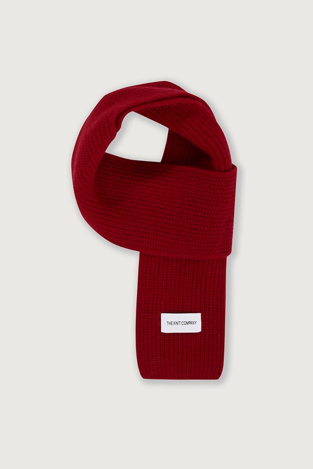 부드러운 촉감과 뛰어난 보온성을 자랑하는 울 캐시미어 숏 머플러입니다. 클래식하고 미니멀한 스타일로, 어떤 룩에도 자연스럽게 어울립니다. 가을과 겨울, 쌀쌀한 날씨에 따뜻하게 감싸주어 일상 속 포근함을 더합니다. 숏 기장으로 활동성을 높였으며, 활용도가 높아 다양한 스타일을 연출할 수 있습니다. 레드 컬러를 포함한 5가지 색상으로 출시되어, 취향에 맞게 선택할 수 있습니다.
