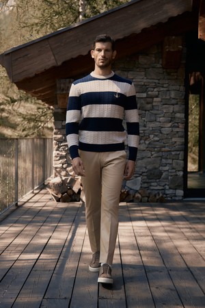 리스 실크 스트라이프 스웨터