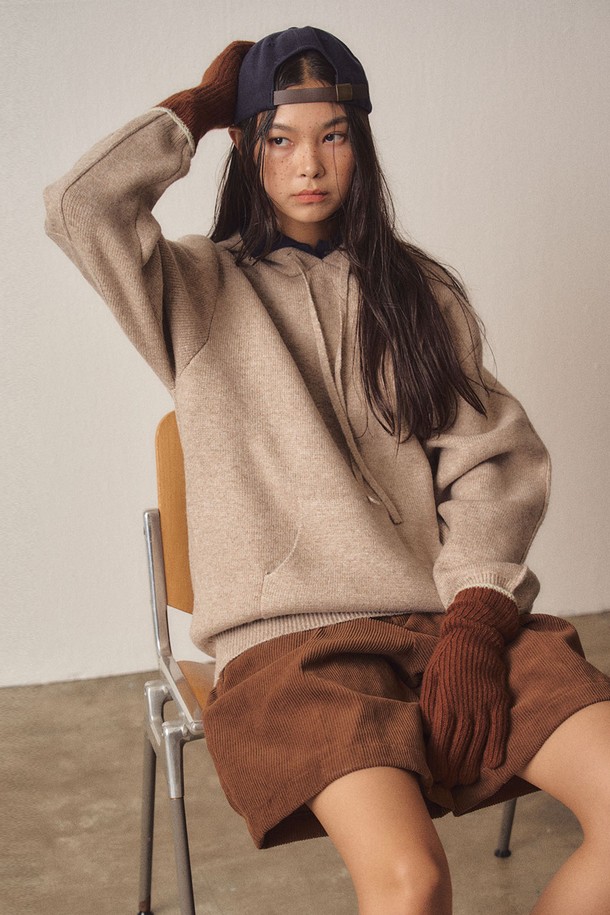 EZIO WOMEN - 스웨터 - W Milano Elbow Patch Hoodie Knit_Beige