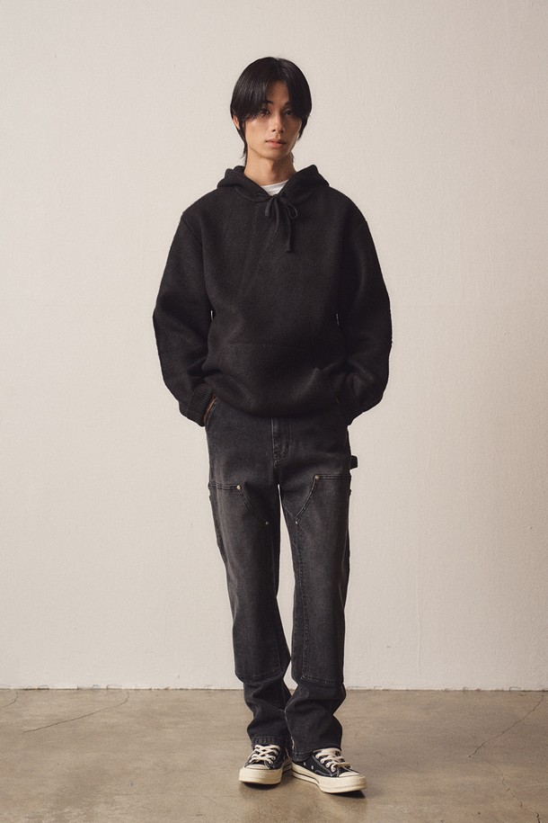 EZIO - 스웨터 - Milano Elbow Patch Hoodie Knit_Black