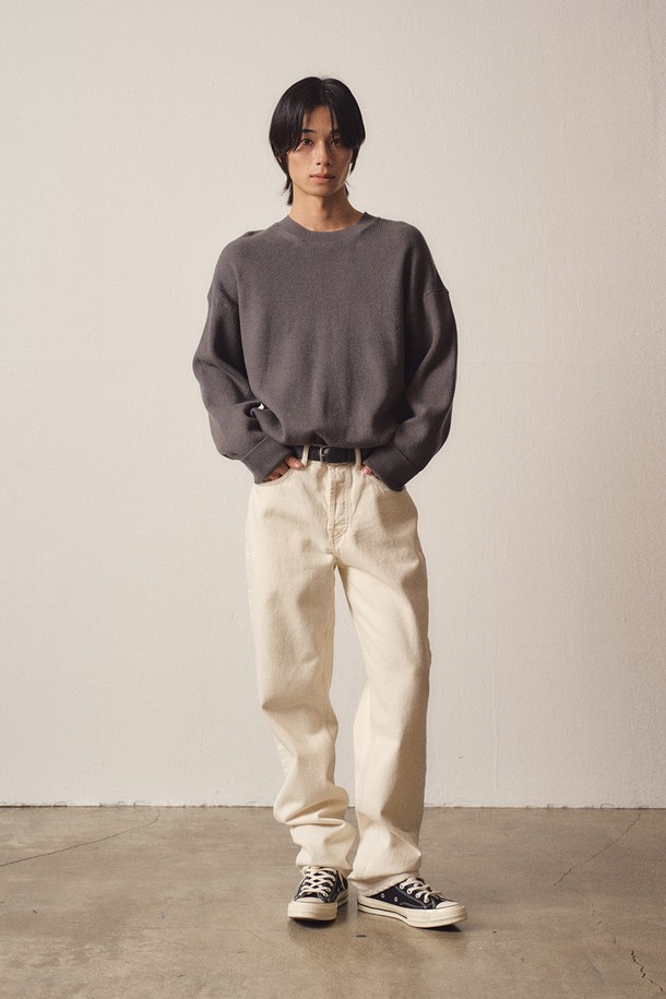 EZIO - 스웨터 - LooseFit Basic Knit_Charcoal