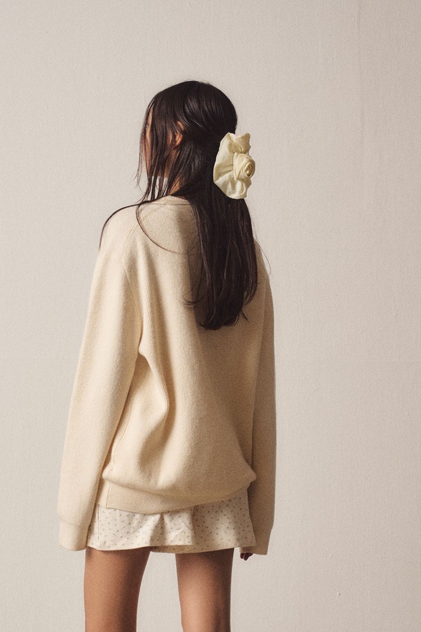 EZIO WOMEN - 스웨터 - W Soft Filling Round Knit_Ivory