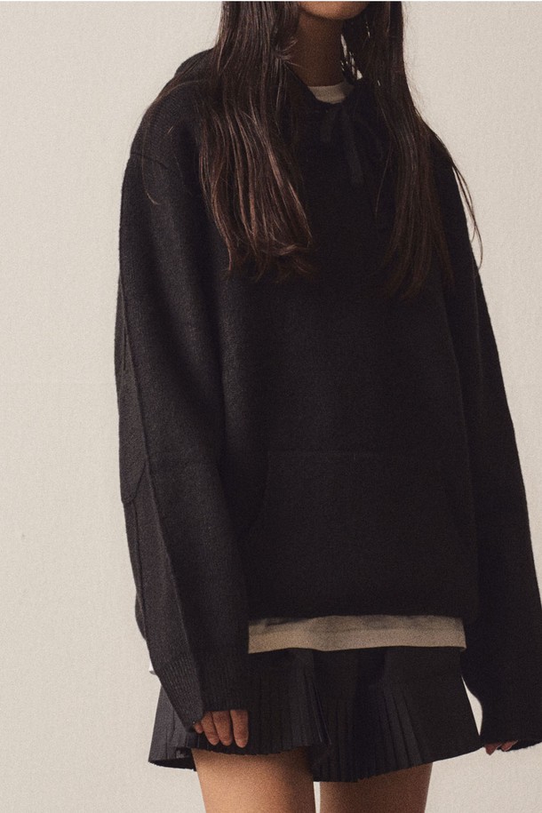 EZIO WOMEN - 스웨터 - W Milano Elbow Patch Hoodie Knit_Black