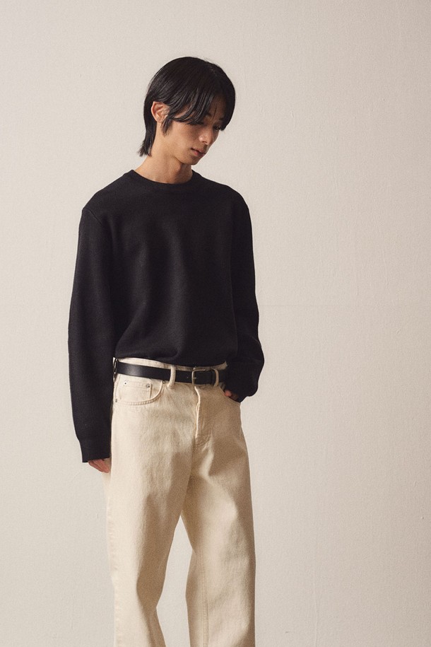 EZIO - 스웨터 - Simple Round Knit_Black