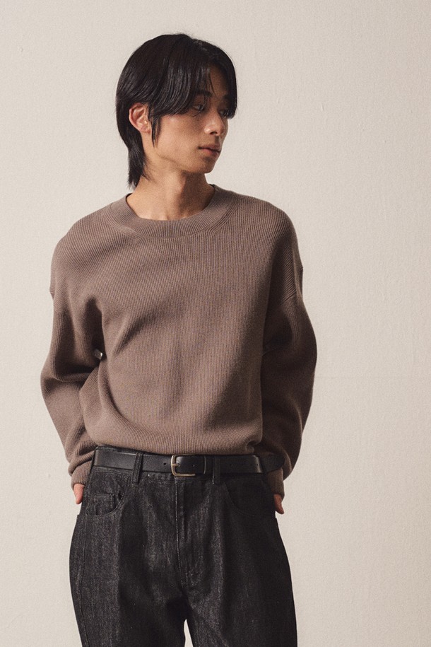 EZIO - 스웨터 - LooseFit Basic Knit_Khaki Beige