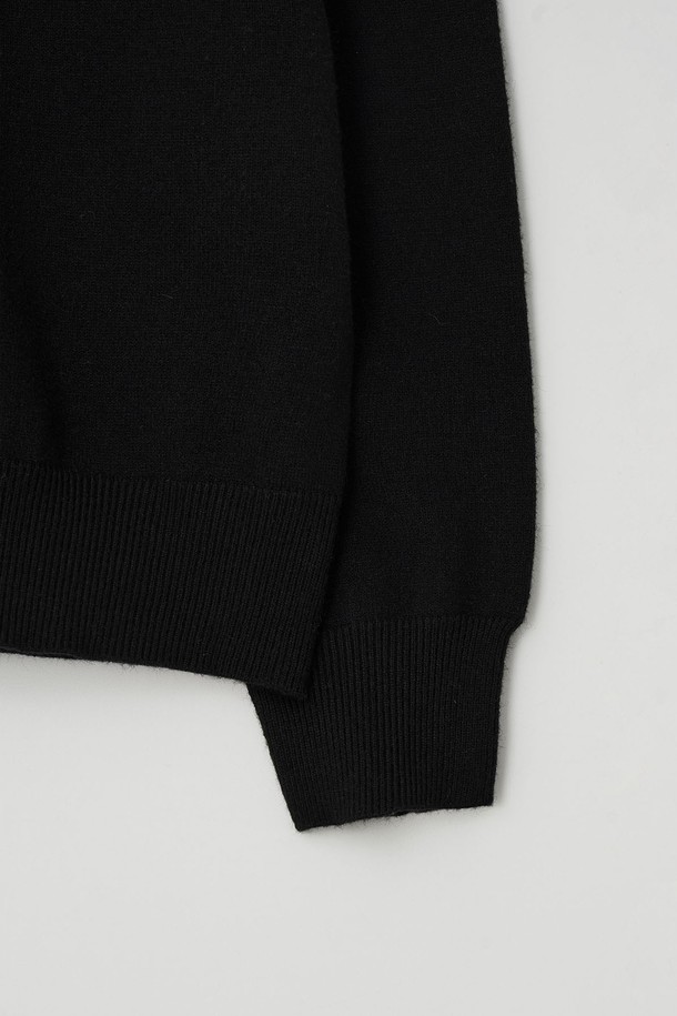 EZIO - 스웨터 - Wholegarment Cashlike Round Knit_Black