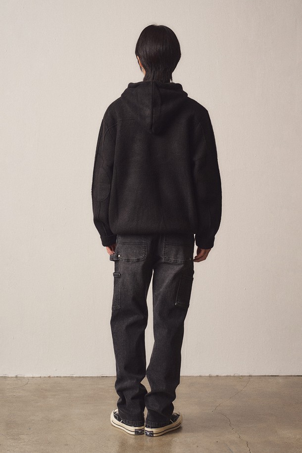 EZIO - 스웨터 - Milano Elbow Patch Hoodie Knit_Black