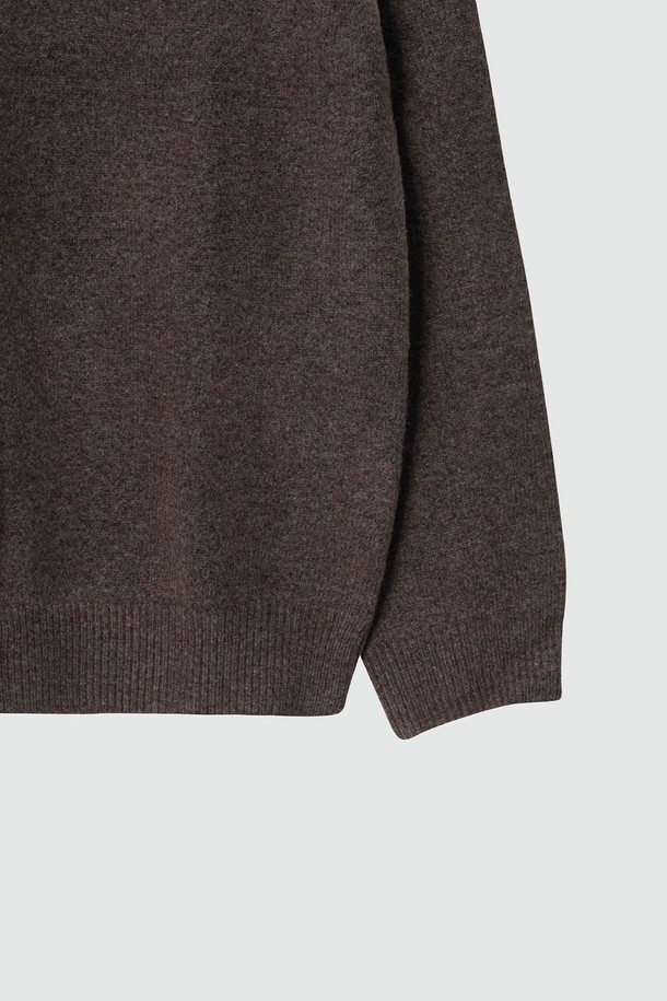 EZIO - 스웨터 - Soft Plain Round Knit_Brown