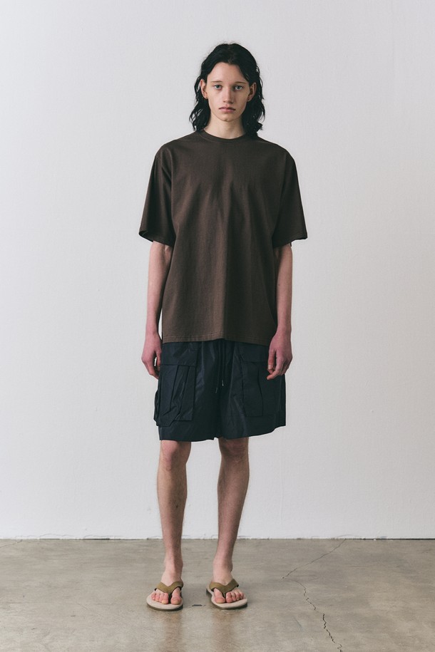 EZIO - 반팔티셔츠 - Essence Basic T-shirt_Brown