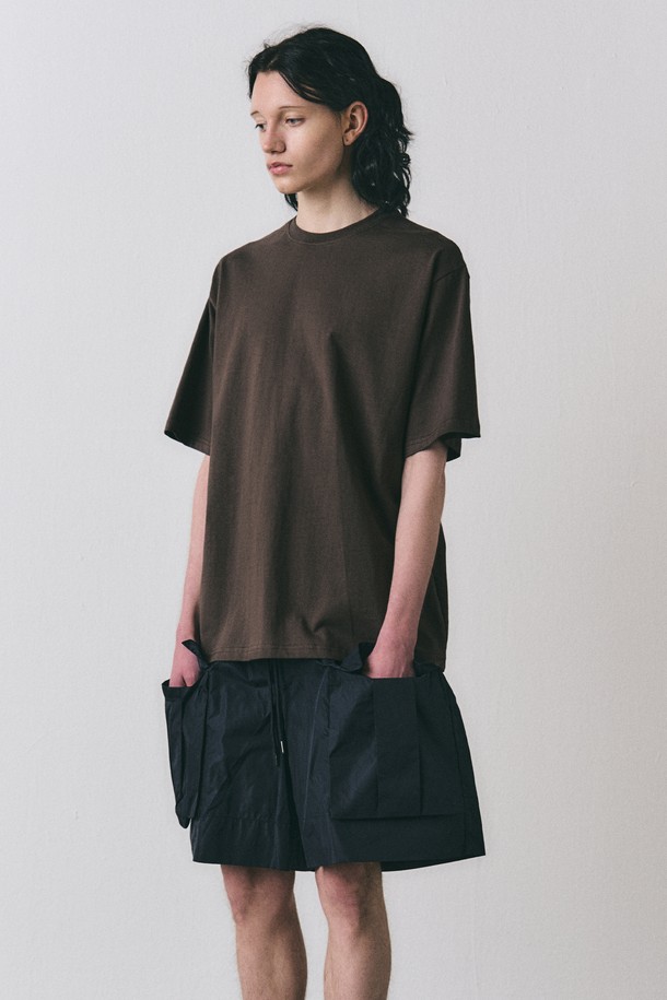 EZIO - 반팔티셔츠 - Essence Basic T-shirt_Brown