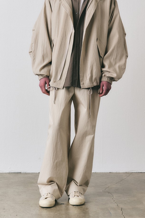 EZIO - 캐주얼팬츠 - One-Tuck Chino Wide Pants_Beige