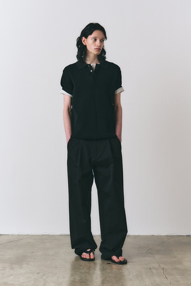 EZIO - 캐주얼팬츠 - One-Tuck Chino Wide Pants_Black