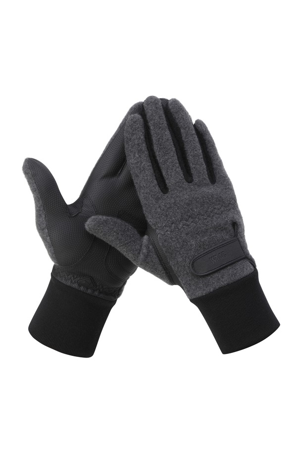 남성용 신세틱 레더 골프 장갑(1쌍)입니다. 부드러운 합성 가죽과 플리츠 소재로 제작되어 겨울철 골프 라운딩 시 보온성을 제공합니다. 심플하고 베이직한 디자인으로, 블랙과 그레이 두 가지 솔리드 컬러로 출시되었습니다. 손목 밴딩 디테일로 편안한 착용감을 선사하며, 골프룩에 미니멀하고 클래식한 분위기를 더합니다. 사이즈 조절이 가능하여 실용적으로 사용할 수 있는 아이템입니다.
