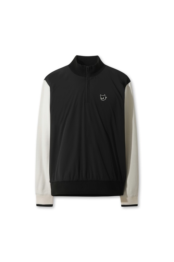 남성용 백 슬로건 하프 집 스웨터는 골프 및 일상생활에서 스포티하고 캐주얼한 스타일을 연출하기에 적합합니다. 블랙과 화이트 두 가지 색상으로 출시되었으며, 긴 소매와 스탠다드 핏으로 제작되었습니다. 두꺼운 두께감으로 겨울철 보온성을 제공하며, 나일론과 스판덱스 혼방 소재로 방풍 기능을 갖췄습니다. 하프넥 디자인과 집업 여밈 방식, 와펜 자수 디테일이 특징이며, 슬로건 로고 패턴으로 포인트를 더했습니다. 충전재가 내장되어 따뜻하게 착용할 수 있습니다.
