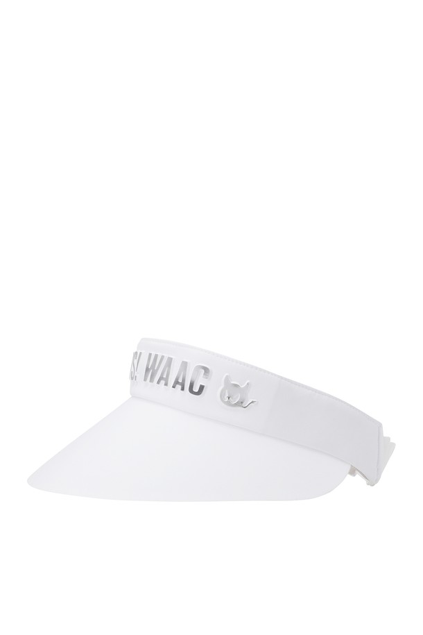 여성 골프에 적합한 화이트 컬러의 바이저입니다. 와이드 챙으로 햇빛을 가려주며, 후면 스트랩으로 사이즈 조절이 가능하고 이면 땀받이 디테일로 땀 흡수에 용이합니다. 레터링 패턴과 스트랩 디자인 장식이 돋보이는 봄, 여름 시즌용 아이템입니다.
