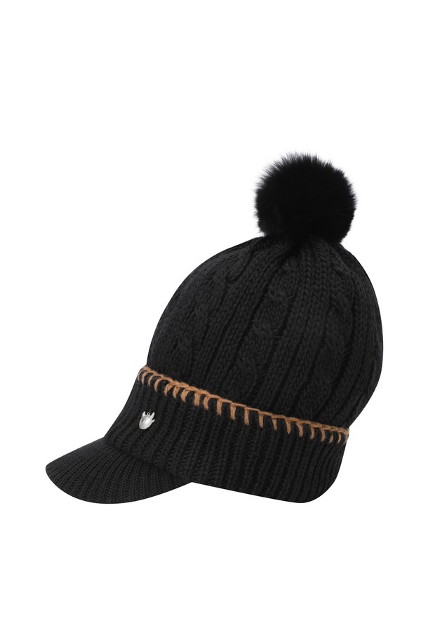 여성 폼폼 니트 햇은 골프룩에 어울리는 여성용 니트햇입니다. 부드러운 촉감의 니트 소재로 제작되었으며, 스티치 패턴과 폼폼 디자인이 특징입니다. 캐주얼, 클래식, 미니멀 스타일을 소화하며, 가볍게 착용할 수 있어 편안함을 제공합니다. 골프 라운딩 시 세련된 스타일을 연출해보세요.
