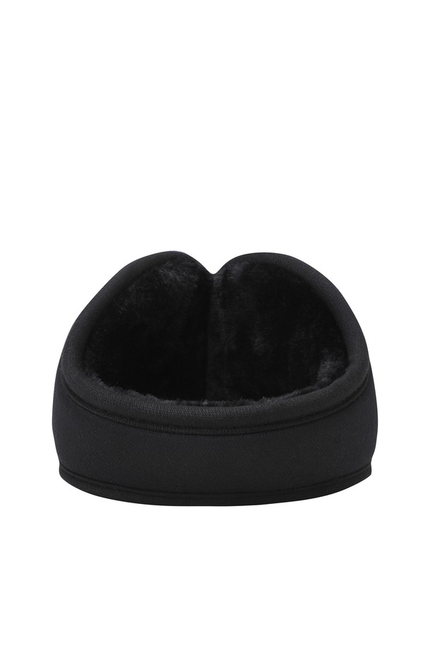 남성용 이어워머는 골프, 일상 등 다양한 상황에서 활용 가능한 데일리 퍼포먼스 아이템입니다. 부드러운 퍼 소재로 제작되어 뛰어난 보온성을 제공하며, 겨울철 추위로부터 귀를 따뜻하게 보호해 줍니다. 미니멀하고 베이직한 디자인에 로고 엠보 디테일로 포인트를 주어 세련된 스타일을 연출합니다. 블랙 컬러와 두꺼운 두께감으로 어떤 스타일에도 매치하기 용이하며, 클래식, 캐주얼 골프룩에 모두 잘 어울립니다. 클린한 디자인으로 유행을 타지 않고 오랫동안 착용할 수 있습니다.
