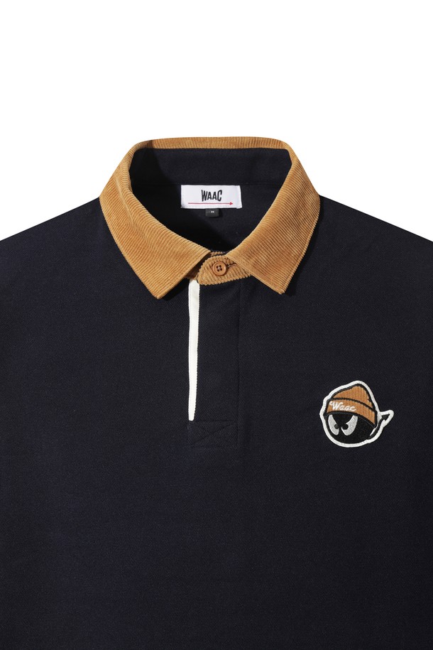"Men WAACKY(맨 와키) 코듀로이 카라 폴로"는 남성용 폴로셔츠로, 봄, 가을에 착용하기 좋습니다. 캐주얼, 스포티, 클래식 스타일을 아우르며, 골프 및 일상복으로 활용 가능합니다. 블랙과 브라운 두 가지 색상으로 출시되었으며, 릴렉스 핏에 긴 소매 기장을 갖추고 있습니다. 부드러운 촉감의 폴리에스테르, 스판덱스 혼방 소재에 신축성을 더했습니다. 코듀로이 카라 디테일과 와키 캐릭터 와펜이 특징입니다.
