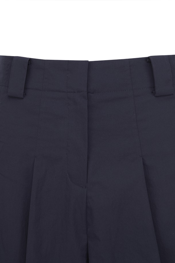 WAAC - 하프팬츠 - Women Bermuda Pleats Pants