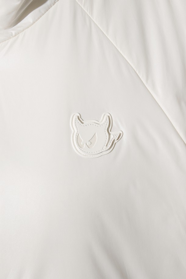 상품 슬라이드 이미지 1