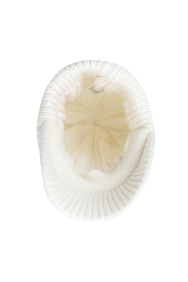 여성 폼폼 니트 햇은 부드러운 니트 소재로 제작되어 편안한 착용감을 선사합니다. 골프룩 또는 캐주얼, 미니멀 스타일의 일상복에 매치하기 좋습니다. 모자 상단에 귀여운 폼폼 장식이 특징이며, 여성스러운 분위기를 더합니다. 다양한 스타일에 활용하여 개성 있는 스타일을 연출해보세요.
