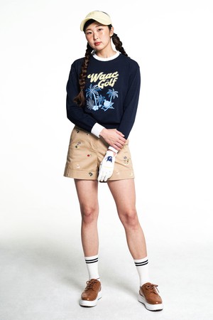 Women Standard fit point half pants_BEIGE-a