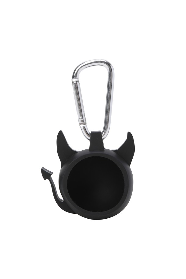 와키(WAACKY) 볼 케이스는 골프 용품으로, 귀여운 캐릭터 패턴의 미니 사이즈 사각 볼 케이스입니다. 볼 보관 기능에 특화되었으며, 와키 모형 디자인과 고리 장식이 특징입니다. 공용으로 사용할 수 있으며, 개성 넘치는 디자인으로 소지품에 포인트를 더합니다. 골프 라운딩 시 편리하게 사용할 수 있는 실용적인 아이템입니다.
