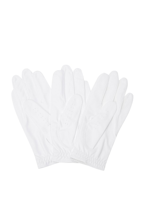 WAACKY (와키) 여성 합성 피혁 골프 장갑 3팩입니다. 경쾌한 캐릭터 패턴과 스포티, 캐주얼 스타일을 연출하여 골프룩에 포인트를 더합니다. 통기성이 우수한 펀칭 디테일과 벨크로 여밈 방식으로 편안한 착용감을 제공합니다. 라운딩 시 쾌적함을 유지하며 활동적인 움직임을 돕는 여성 골프 장갑입니다. 
레드 색상으로 개성 있는 스타일을 완성하세요.
