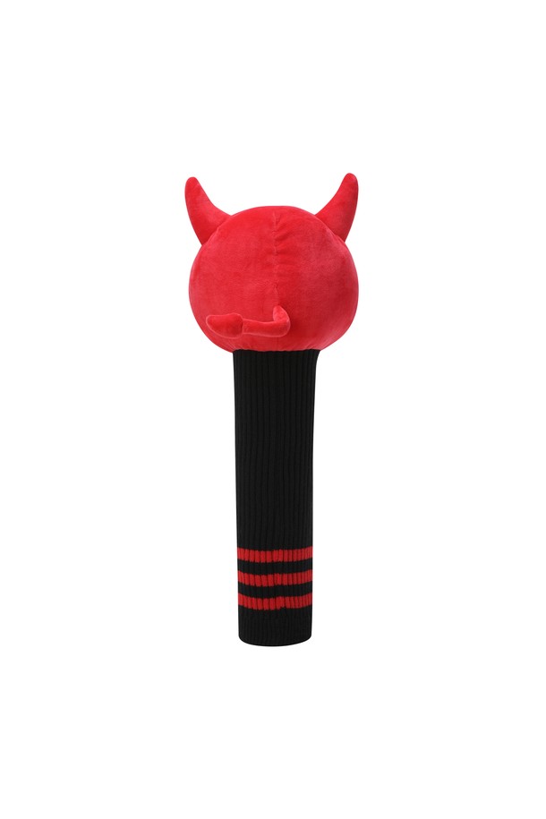 WAACKY (와키) 드라이버 커버는 골프 용품으로, 공용으로 사용 가능한 제품입니다. 립 소재를 사용하여 제작되었으며, 신축성이 뛰어납니다. 배색 디자인과 귀여운 캐릭터 패턴이 특징으로, 드라이버를 더욱 돋보이게 합니다. 골프 라운딩 시 개성 있는 스타일을 연출할 수 있습니다.
