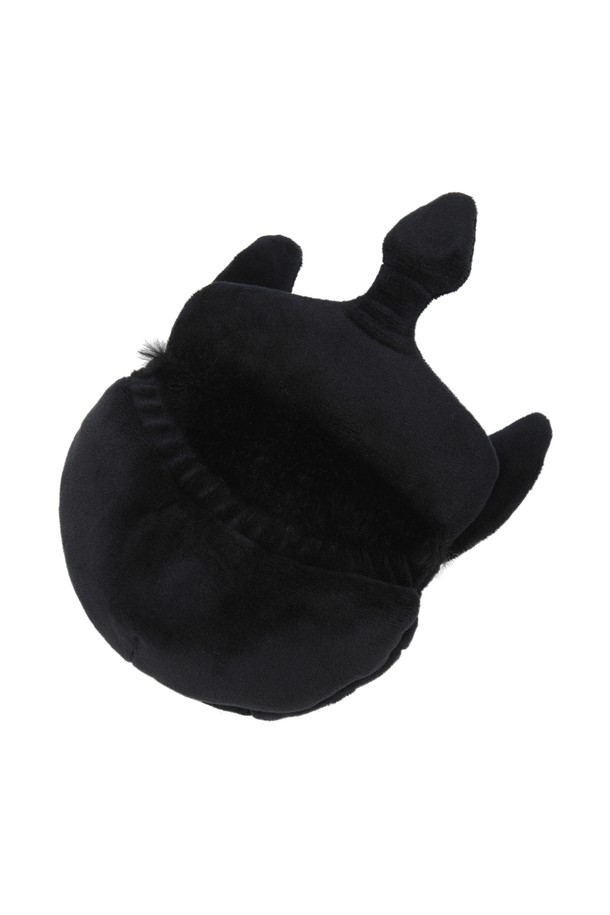 와키 퍼터 커버는 스크래치 방지 기능으로 퍼터를 안전하게 보호해줍니다. 부드러운 극세사 소재로 제작되어 퍼터 표면 손상을 최소화합니다. 블랙 컬러에 와키 페이스 디자인이 적용되어 개성 넘치는 스타일을 연출합니다. 마그네틱형 잠금 방식으로 편리하게 사용할 수 있으며, 골프 용품으로 실용적인 아이템입니다. 공용으로 사용할 수 있는 디자인으로, 골프를 즐기는 모든 분들께 추천합니다.
