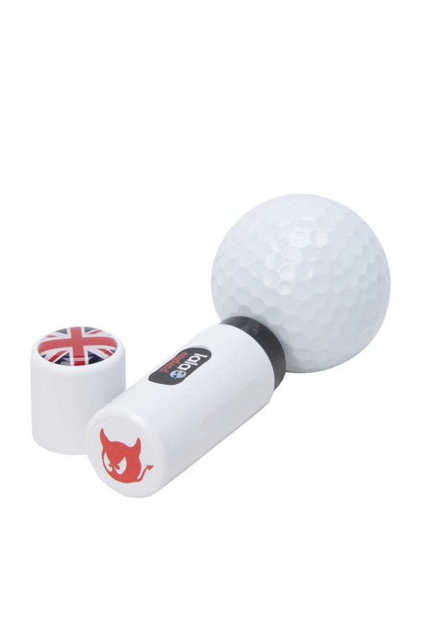WAACKY (와키) 볼 스탬프는 골프 공에 마킹할 수 있는 휴대용 스탬프입니다. 플라스틱 소재로 제작되었으며, 화이트와 레드의 두 가지 색상으로 제공됩니다. 휴대가 간편하며, 400회 이상 사용이 가능합니다. 5초 만에 건조되어 라운딩 중에도 편리하게 사용할 수 있으며, 충전 없이 바로 사용 가능합니다. 골프 실력 향상을 위한 나만의 마킹 도구로 활용해 보세요.
