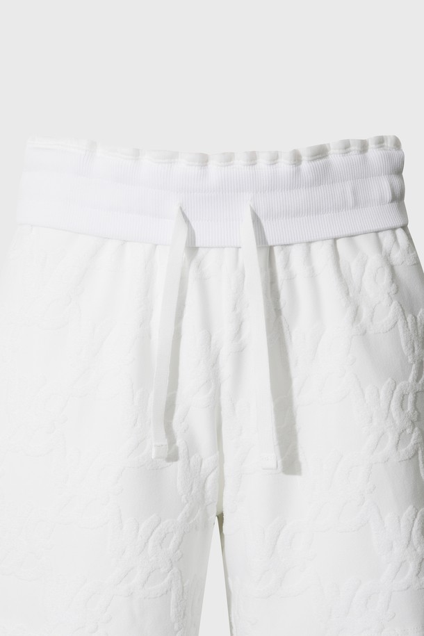 상품 슬라이드 이미지 1