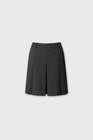 Women Pleats bernuda pants_GREY-a