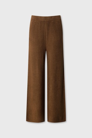 Women Pluffy Knit Pants (Set-up)