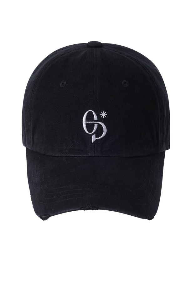 심볼 로고 데미지 워시드 볼캡 블랙은 캐주얼, 미니멀, 스트리트 스타일을 모두 아우르는 볼캡입니다. 가먼트 워싱 처리된 트윌 원단으로 제작되어 부드러운 촉감을 선사하며, 깊은 모자 깊이와 일반 챙 넓이로 편안한 착용감을 제공합니다. 전면에 심볼 로고 자수와 워싱, 데미지 디테일이 더해져 빈티지한 멋을 연출합니다. 사이즈 조절 기능이 있어 누구나 쉽게 착용할 수 있으며, 여행룩이나 캠핑룩에 잘 어울립니다. 봄, 여름, 가을 계절에 활용하기 좋은 데일리 아이템입니다.
