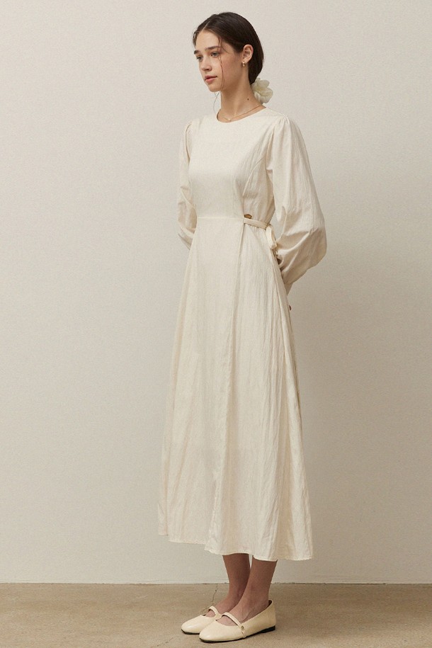 ADAUL - 긴소매 원피스 - Twin side ribbon puff long dress - ivory