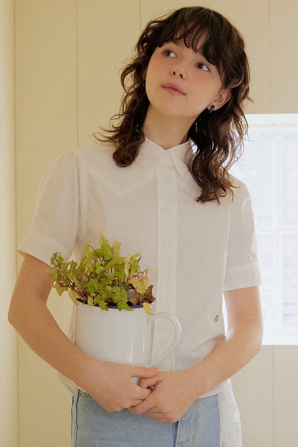 ADAUL - 셔츠 - Basic v point puff shirts - ivory