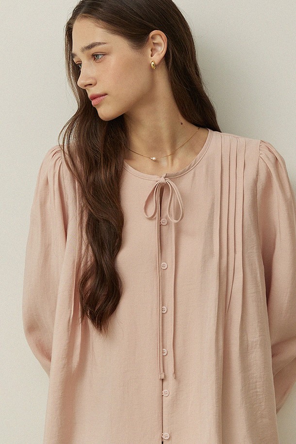 ADAUL - 블라우스 - Thin ribbon puff blouse - pink