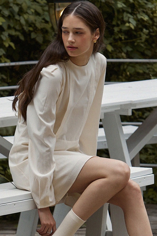 ADAUL - 긴소매 원피스 - Double pintuck ribbon reversible mini dress - cream