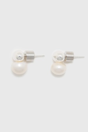 Mew silver pearl earring - silver